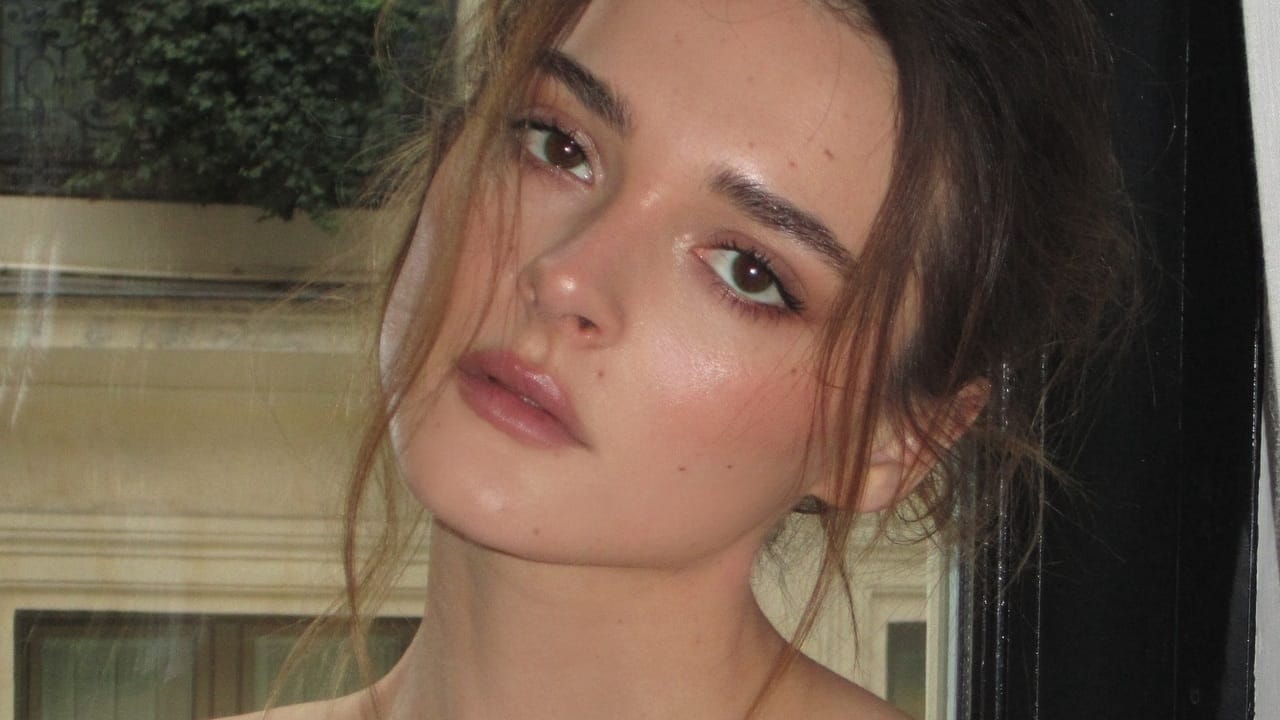 Charlotte Lawrence Best Fashion Outfits of 2025